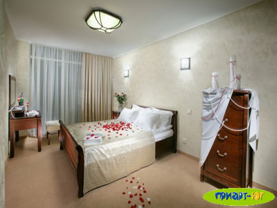 Отдых в гостницах Ялты - Фотография комплекса Respect Hall Resort Hotel, поселок Кореиз, Крым Отдых в гостницах Ялты - Фотография комплекса Respect Hall Resort Hotel, поселок Кореиз, Крым