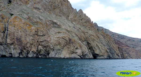 Отдых в Крыму! Фото морской прогулки к «Золотым воротам», Кара-Даг, п. Коктебель, г. Феодосия, Крым (13.06.14) Отдых в Крыму! Фото морской прогулки к «Золотым воротам», Кара-Даг, п. Коктебель, г. Феодосия, Крым (13.06.14)